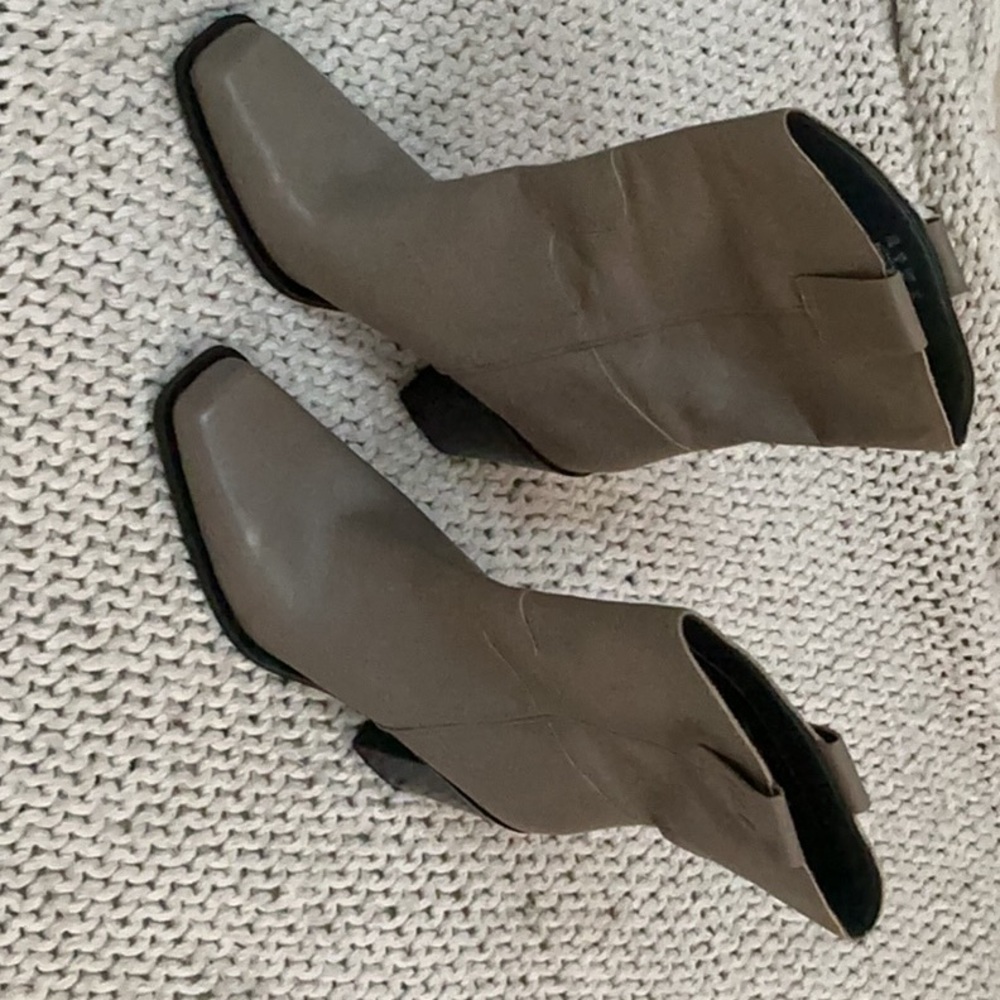 Franco Sarto Tan Ankle Booties Sleek Modern Design